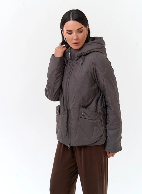 Женская куртка с капюшоном
