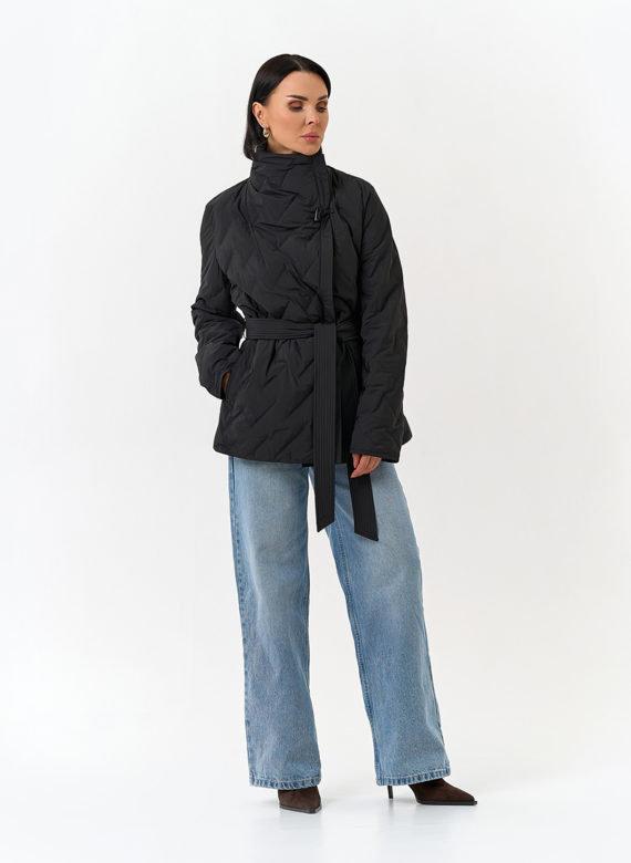Женская куртка с поясом 