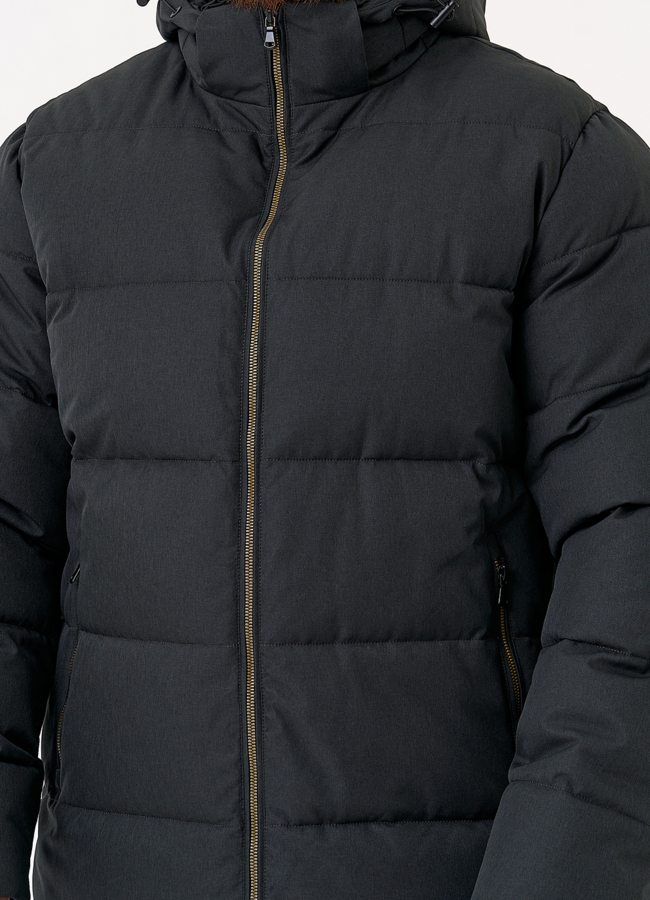 Мужской пуховик с капюшоном  модель № 31472 универмаг малина