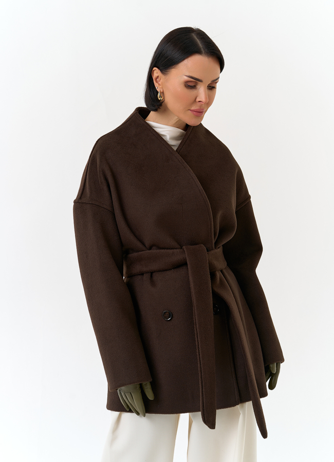 Женское укороченное пальто с поясом модель № 32817 меха малина