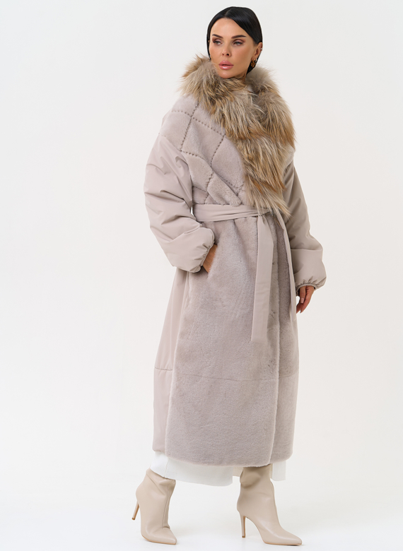 Комбинированное женское зимнее пальто с воротником из меха лисы