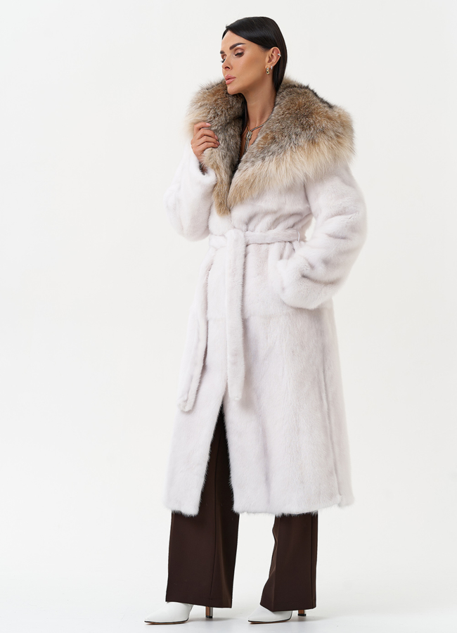 Женская шуба из меха норки с капюшоном из меха рыси модель № 29530 универмаг малина