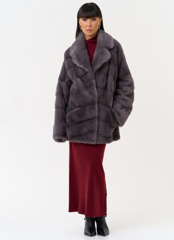 Шуба из меха норки с английским воротником