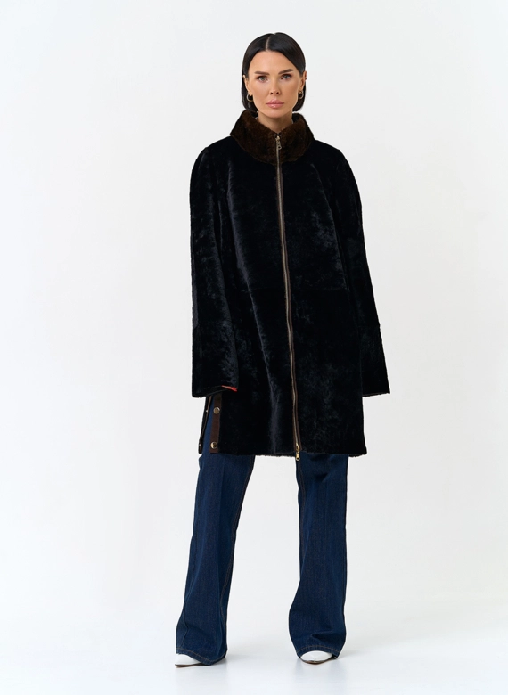 Женская натуральная дубленка с воротником стойкой фото