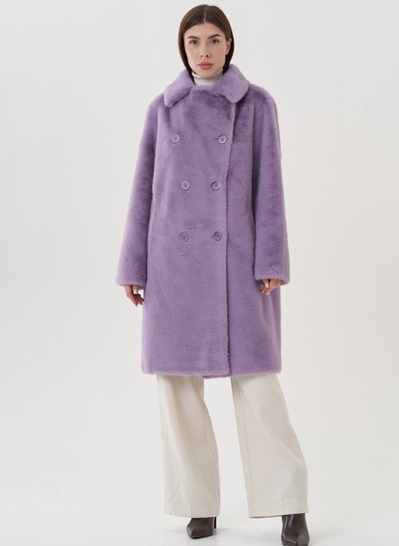 Женское пальто из эко меха на пуговицах