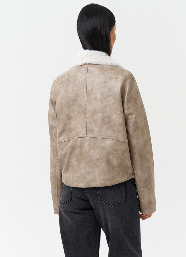 Женская куртка из эко кожи с отделкой из эко меха модель № 30215 в кредит