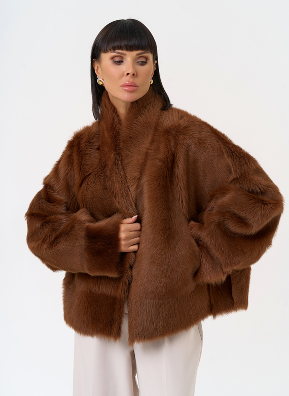 Яркая натуральная дубленка