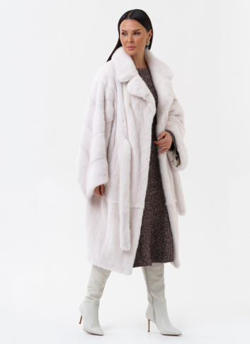 Белая норковая шуба